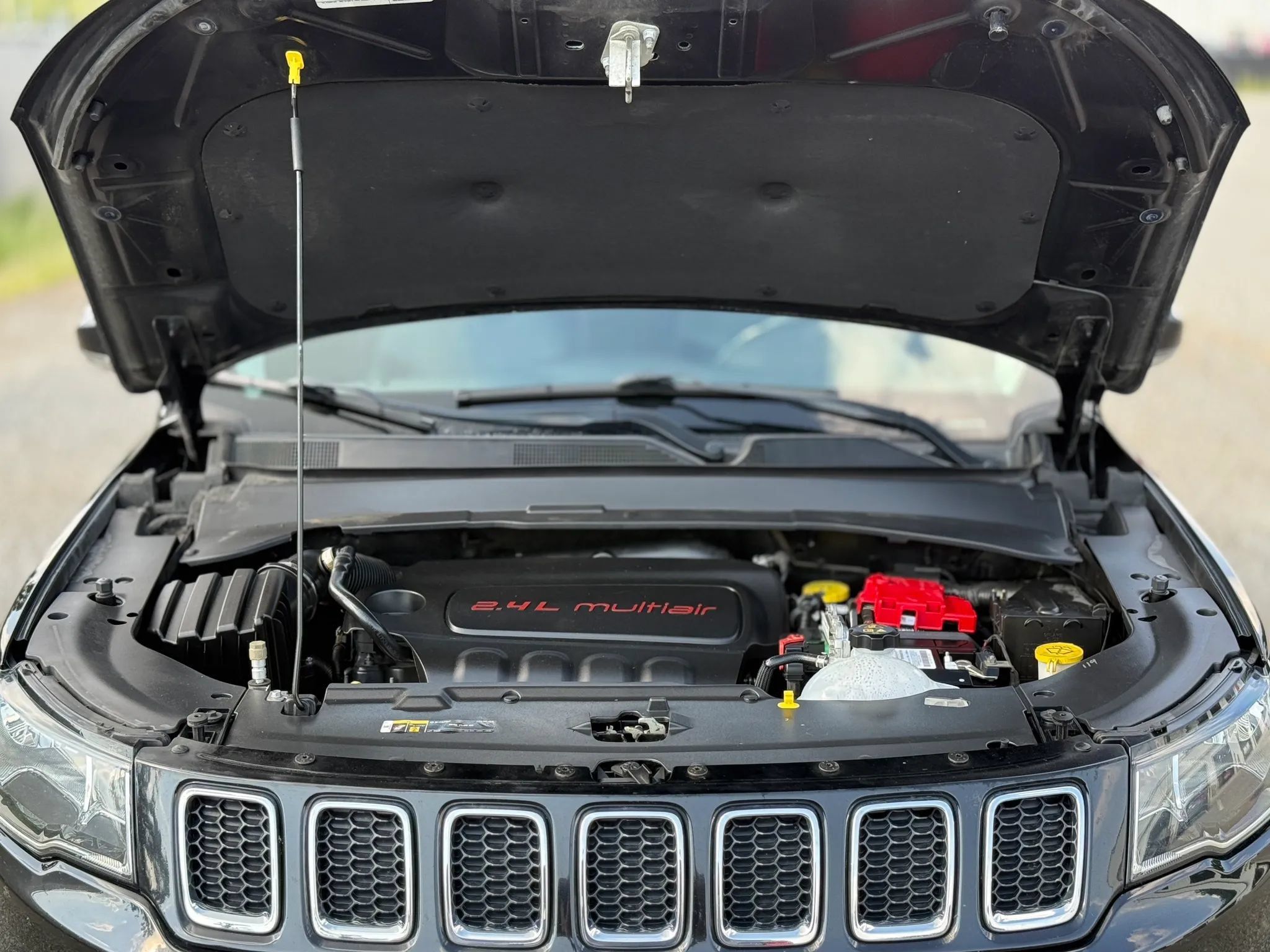 Used 2019 Jeep Compass Limited AWD/4WD image 30