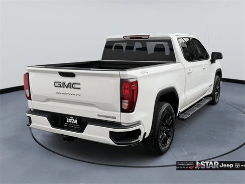 Used 2024 GMC Sierra 1500 Elevation w/ LPO, Elevation Black Package image 4