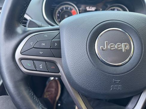 Used 2021 Jeep Cherokee Latitude Lux AWD/4WD image 29