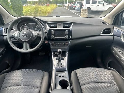 Used 2017 Nissan Sentra SR FWD image 26