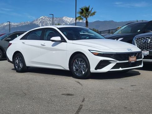 New 2026 Hyundai Elantra Blue image 26