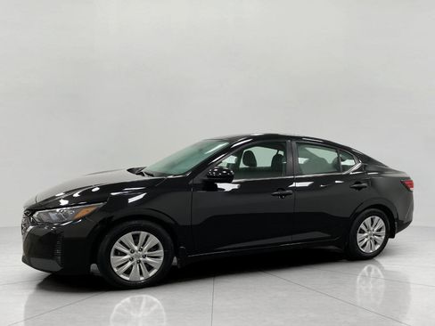 Used 2024 Nissan Sentra S image 8