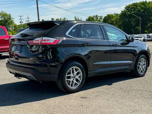 Used 2023 Ford Edge SEL w/ Convenience Package AWD/4WD image 3