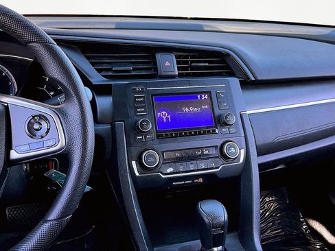 Used 2019 Honda Civic LX image 10