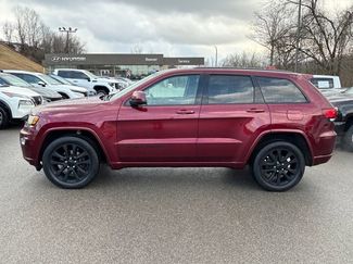 Used 2020 Jeep Grand Cherokee Altitude video 2