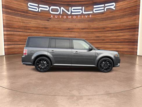 Used 2019 Ford Flex SEL w/ Equipment Group 202A image 6