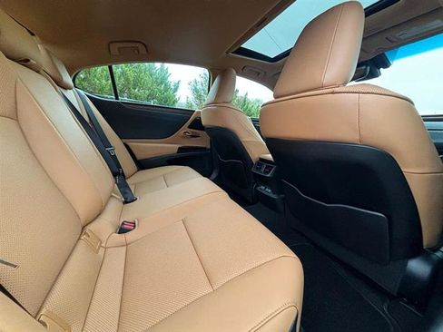 Used 2023 Lexus ES 350 Premium image 52