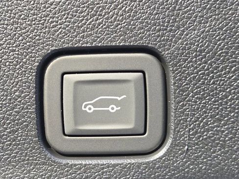 New 2026 Buick Enclave Preferred w/ Power Package image 7