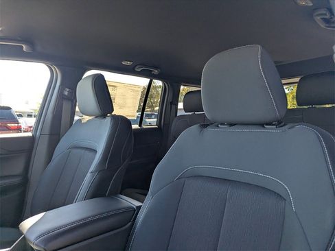 New 2025 Jeep Grand Cherokee Laredo w/ MOPAR Finishing Package image 11