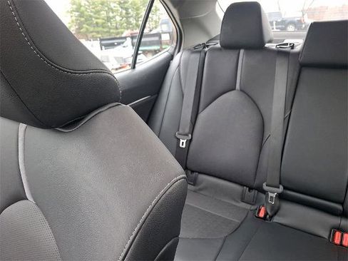 Used 2021 Toyota Camry XSE image 12