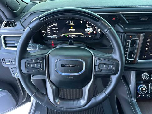 Used 2024 GMC Yukon XL Denali Ultimate image 26