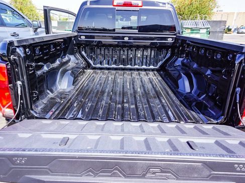 Used 2026 Chevrolet Colorado LT w/ LT Convenience Package RWD image 24