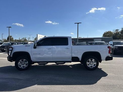 Used 2022 Chevrolet Silverado 2500 LTZ w/ LTZ Convenience Package image 11