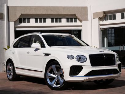 New 2025 Bentley Bentayga Plug-In Hybrid