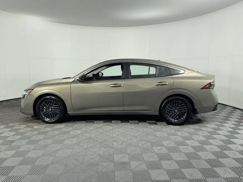 Used 2026 Nissan Sentra SV w/ Floor Mat Package FWD image 11