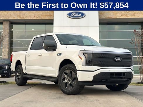 New 2025 Ford F150 Lightning Flash image 34