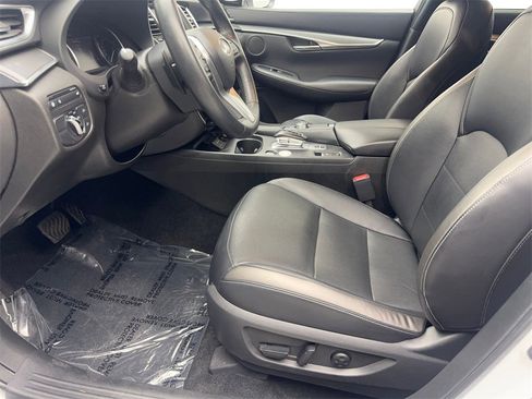 Used 2024 INFINITI QX50 Luxe image 26