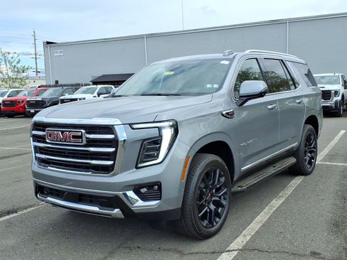 New 2026 GMC Yukon Elevation w/ Elevation Premium Package AWD/4WD image 3