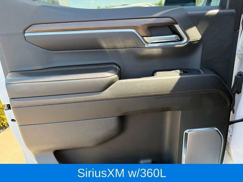 Used 2024 Chevrolet Silverado 1500 High Country w/ Technology Package AWD/4WD image 12