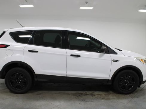Used 2017 Ford Escape S image 11