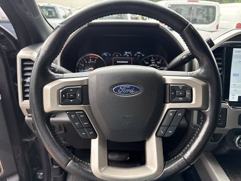 Used 2022 Ford F350 Lariat w/ Black Appearance Package AWD/4WD image 3