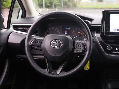 Used 2024 Toyota Corolla LE FWD image 20