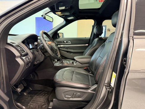 Used 2017 Ford Explorer Sport w/ Equipment Group 401A image 21