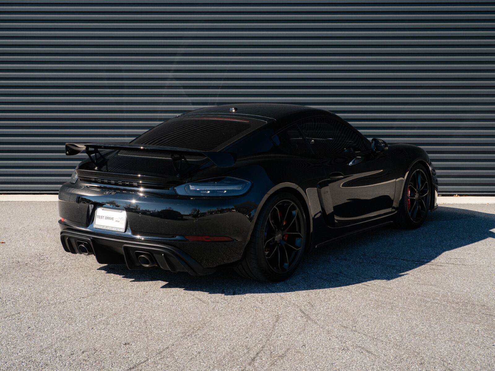Used 2020 Porsche 718 Cayman GT4 RWD image 23