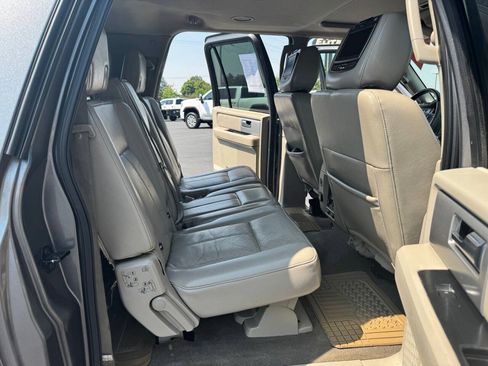Used 2011 Ford Expedition Max Limited AWD/4WD image 37