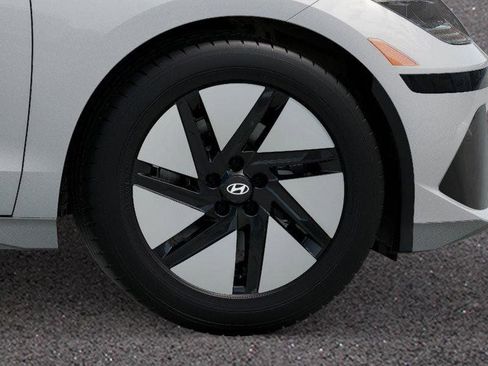 New 2025 Hyundai Ioniq 6 SE image 8