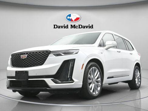 Used 2023 Cadillac XT6 Premium Luxury w/ Technology Package FWD image 36