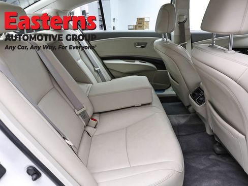 Used 2016 Acura RLX Sport Hybrid w/ Technology Pkg image 24