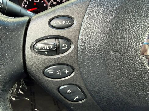 Used 2011 Nissan Altima 2.5 SL w/ Technology Pkg FWD image 27