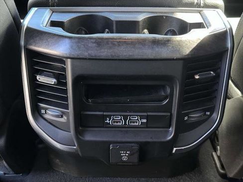 Used 2019 RAM 1500 Big Horn AWD/4WD image 12