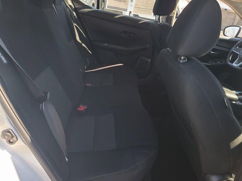 Used 2024 Nissan Sentra SV image 17