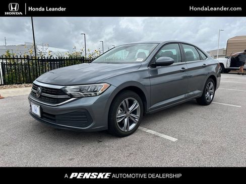 Used 2023 Volkswagen Jetta SE FWD image 1