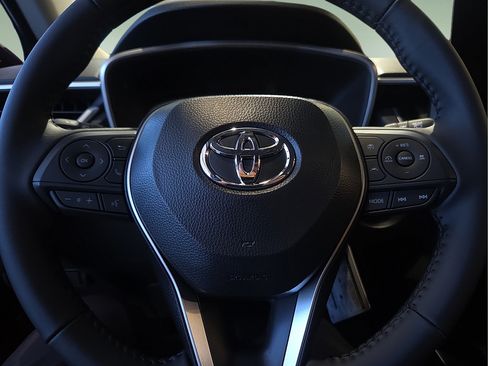 New 2026 Toyota Corolla Cross XLE FWD image 25