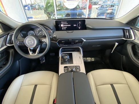 New 2026 MAZDA CX-90 3.3 Turbo w/ Preferred Package AWD/4WD image 24