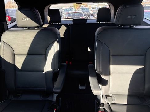 Used 2026 Buick Enclave Sport Touring w/ Power Package image 16