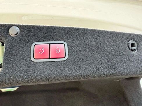 Used 2016 Mercedes-Benz S 550 Sedan image 27