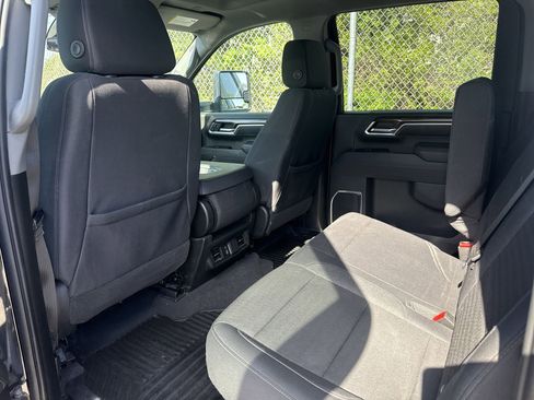Certified 2025 Chevrolet Silverado 2500 LT w/ Convenience Package AWD/4WD image 5