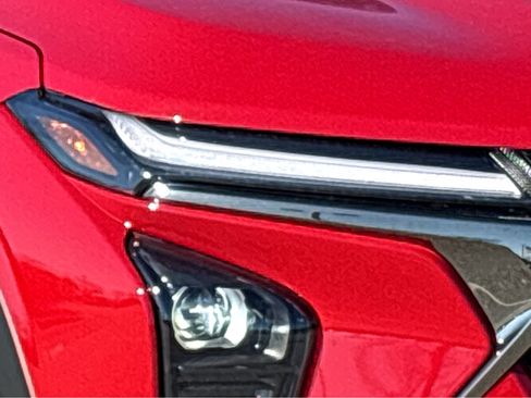 New 2026 Chevrolet Trax RS w/ Driver Confidence Package image 17