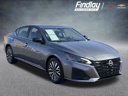 Used 2024 Nissan Altima 2.5 SV