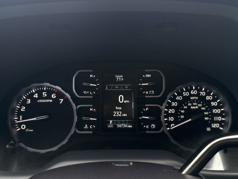 Used 2021 Toyota Tundra SR5 image 13
