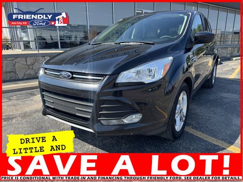 Used 2015 Ford Escape SE image 1