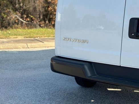 New 2025 GMC Savana 2500 w/ Driver Convenience Package image 13