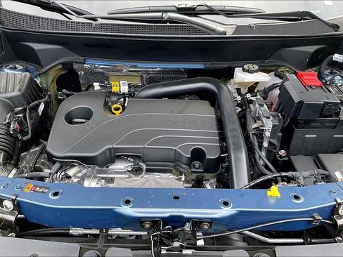New 2026 Chevrolet Equinox LT w/ Safety and Technology Package FWD image 12