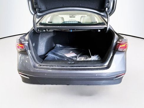 New 2026 Nissan Sentra SL w/ Floor Mat Package FWD image 23