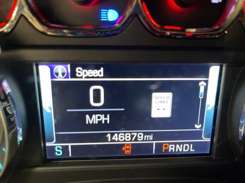 Used 2019 GMC Yukon XL SLT w/ Open Road Package AWD/4WD image 19