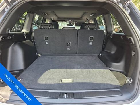 Used 2025 Jeep Grand Cherokee Limited RWD image 33